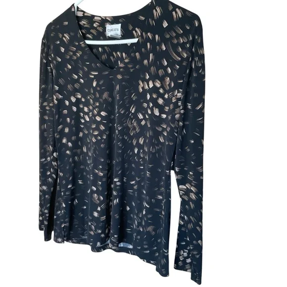 Chico’s Size 1 Black Abstract Print Long Sleeve V-Neck Stretch Top - Picture 5 of 10